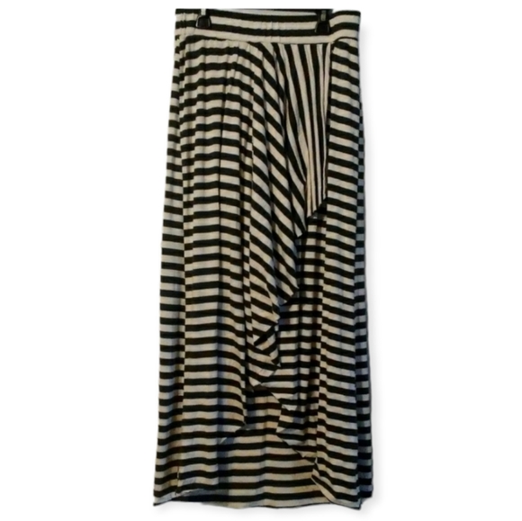 HeartSoul Dresses & Skirts - Heart Soul High Low Olive & Oatmeal Maxi Skirt